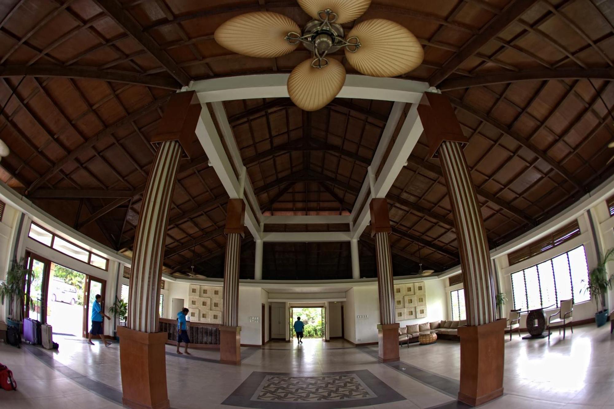 Henann Regency Resort And Spa Balabag  Εξωτερικό φωτογραφία Lobby